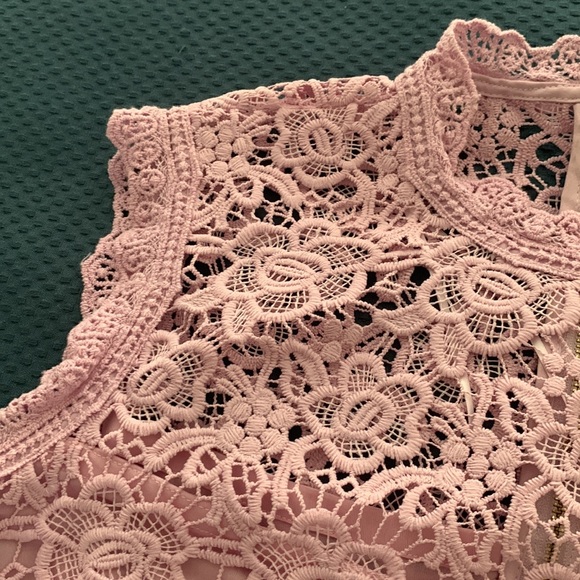 Rose Pink Lace top - Picture 2 of 4